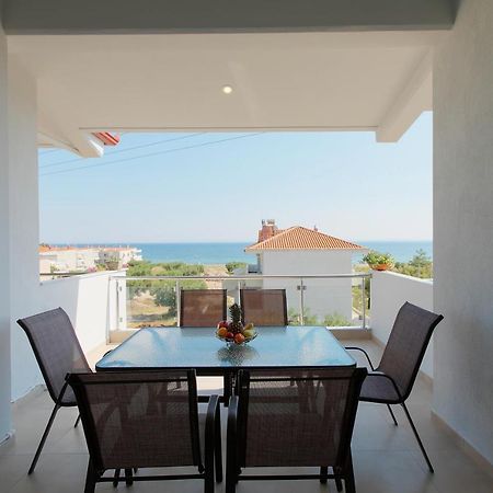 The House Of The Roses Apartment Gerakini Exterior photo