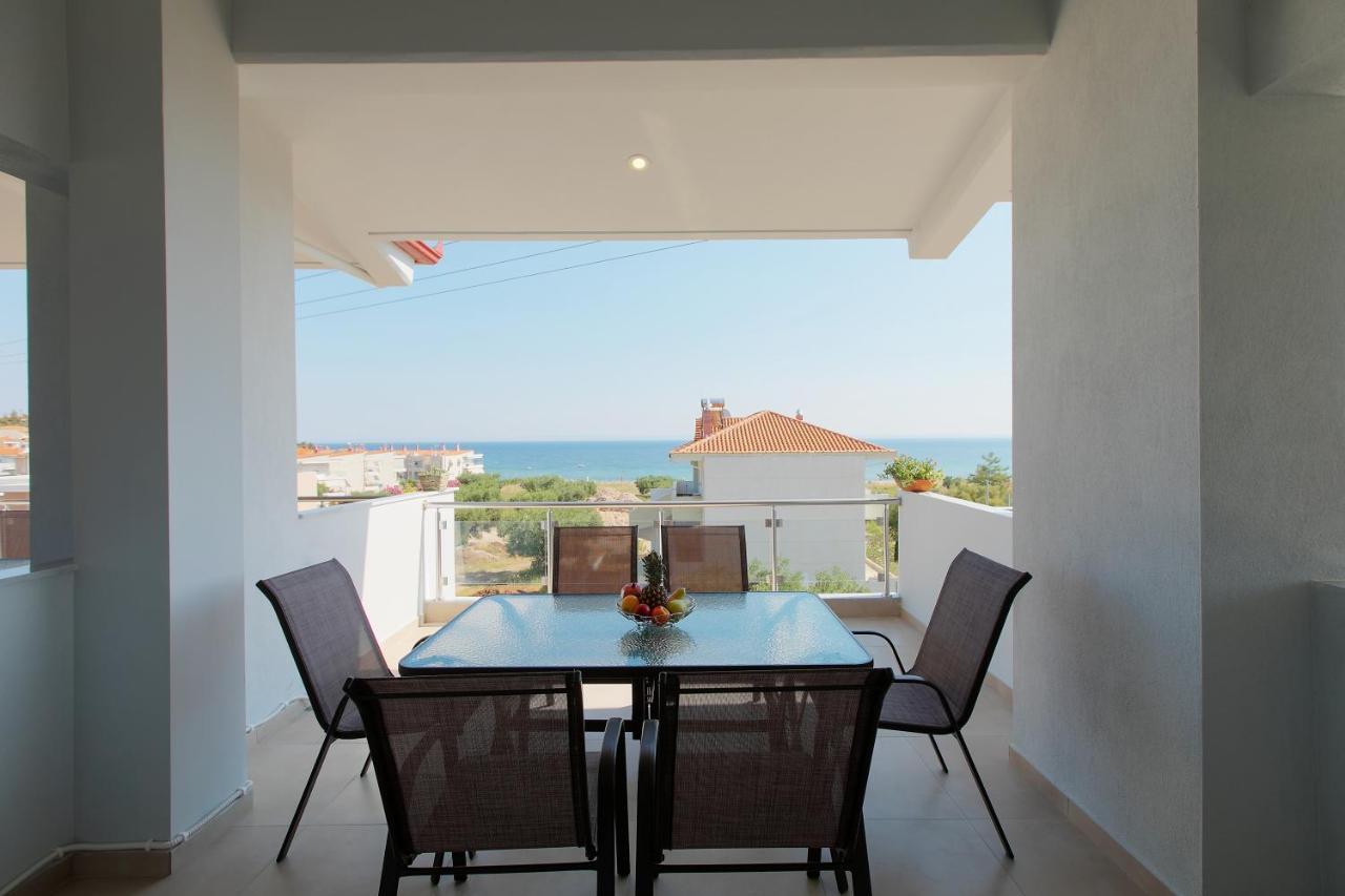 The House Of The Roses Apartment Gerakini Exterior photo