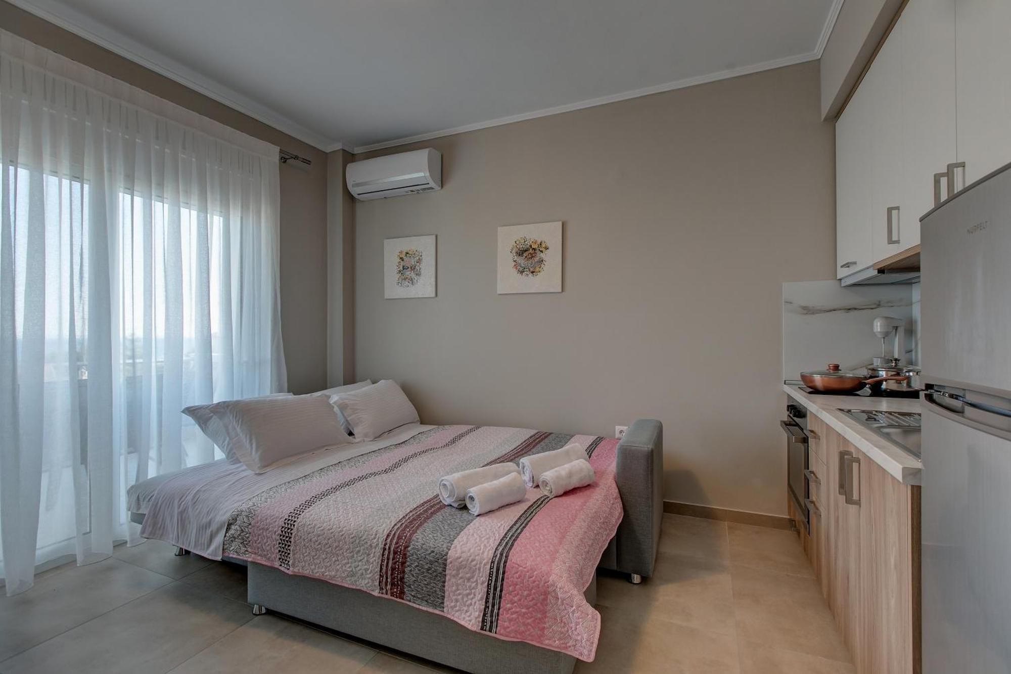The House Of The Roses Apartment Gerakini Exterior photo