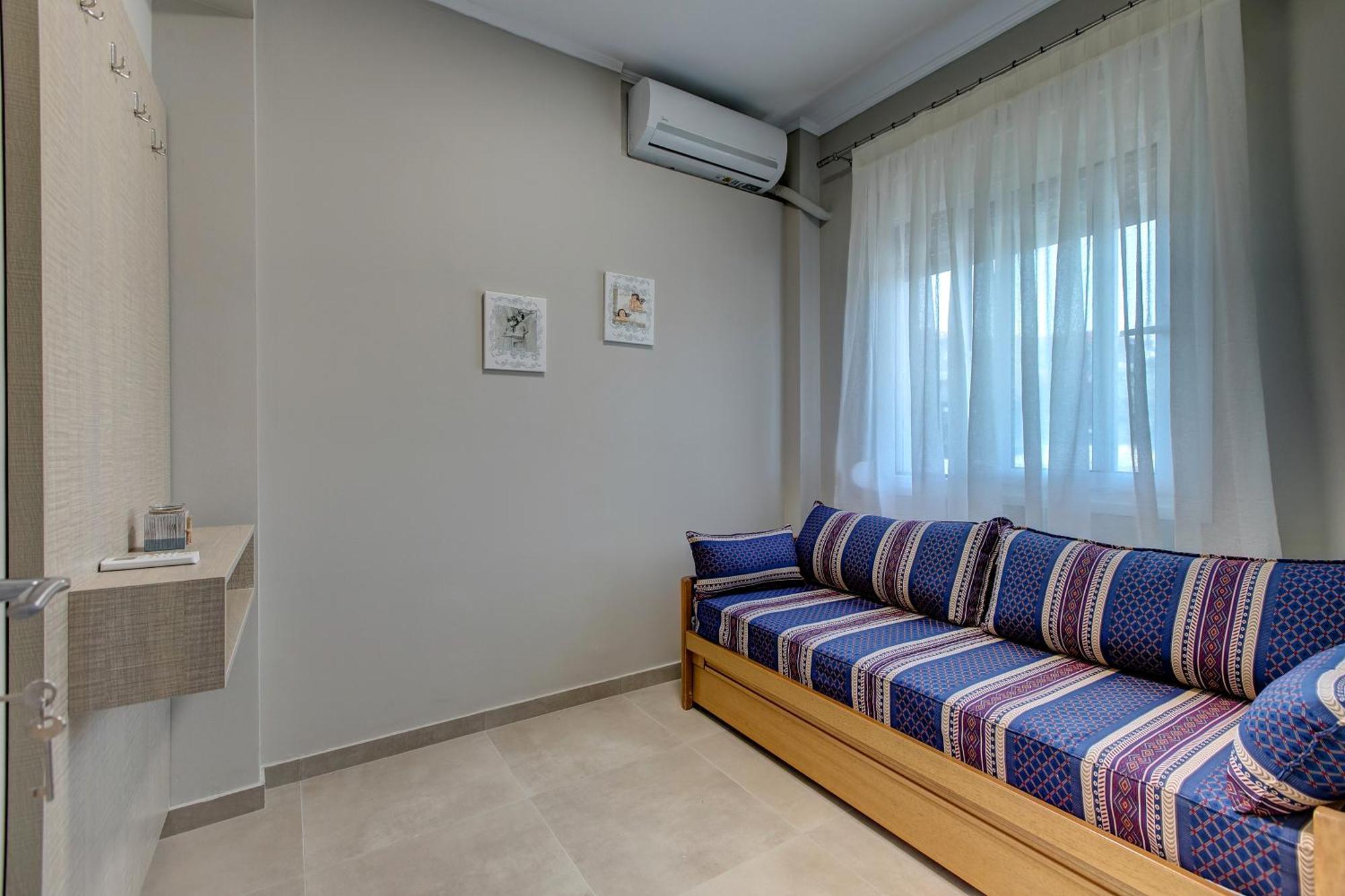 The House Of The Roses Apartment Gerakini Exterior photo